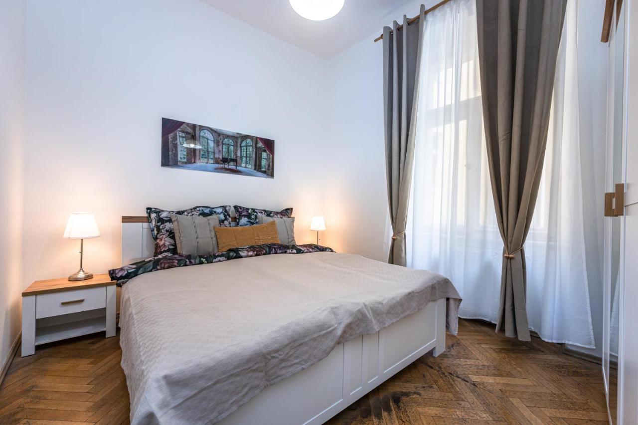 Tynska Ulicka Apartment Praha Eksteriør bilde